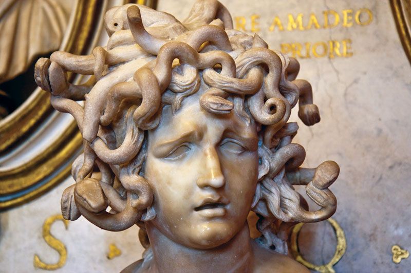 El mito griego de Medusa: la historia de la gorgona con pelo de serpiente